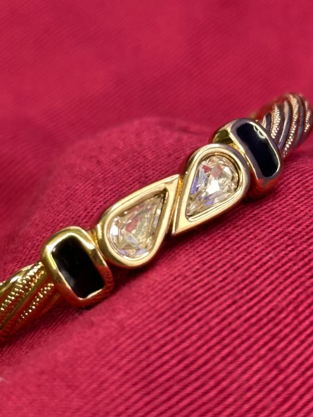 VTG S.A.L. (Swarovski) Gold-Toned Cable & Crystal Bangle Bracelet